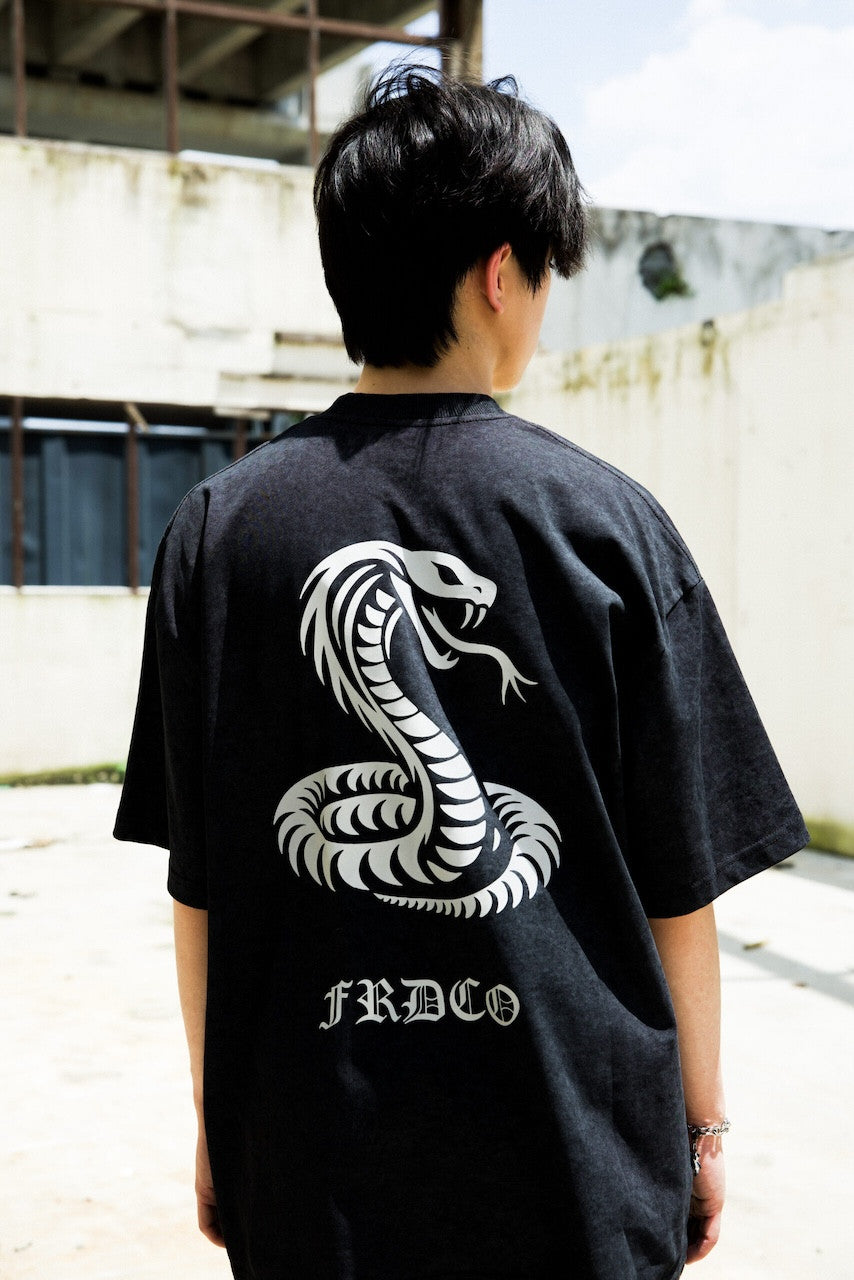 FRDCO | 3M Reflective Snake Tee Black