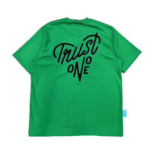 TRUST NO ONE | Embroidery Basic Logo Tee Green